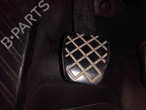 Used Clutch pedal VW PASSAT B8 (3G2, CB2) [2014-2025]  19074940