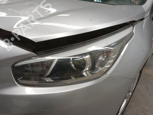 Used Left headlight KIA CEE'D (JD) 1.4 CRDi 90 (90 hp) 32760035