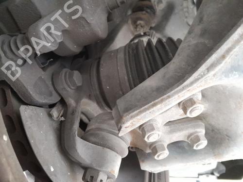 Left front steering knuckle HYUNDAI TERRACAN (HP) 2.9 CRDi 4WD | BP25755614M25 