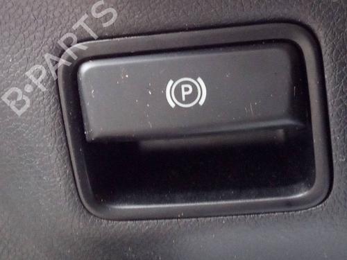 Used Hand brake MERCEDES-BENZ A-CLASS (W176) [2012-2018]  17007856