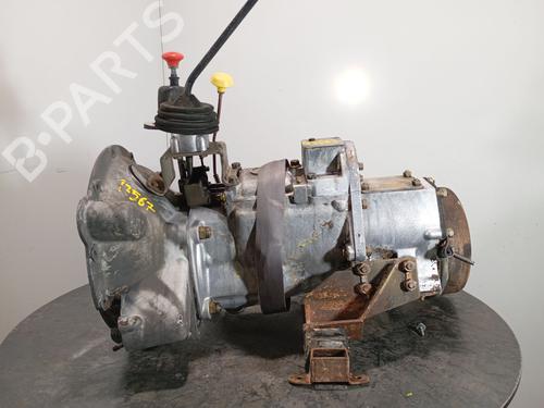 Used Gearbox Gearbox LAND ROVER 88/109 MK III Closed Off-Road Vehicle 3.5 4x4 (92 hp) 34509047 34509047