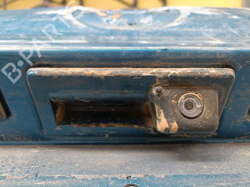 Used Tailgate handle VW TOURAN (5T1) 2.0 TDI (150 hp) 28073612