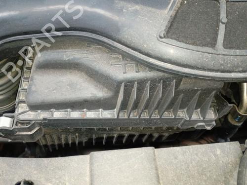 Luftfiltergehäuse für RENAULT CAPTUR II (HF_) E-TECH 160 (158 hp) 31145425