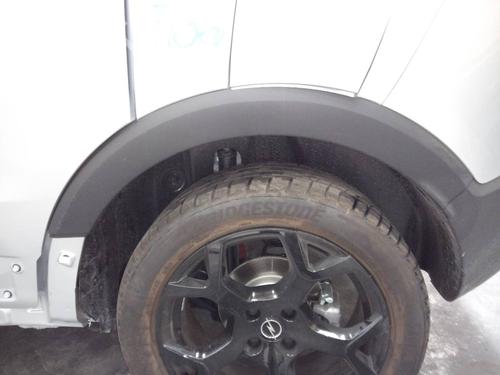 Używane Listwa nadkola tylnego lewego OPEL CROSSLAND X / CROSSLAND (P17, P2QO) 1.2 (75) (110 hp) 16905800