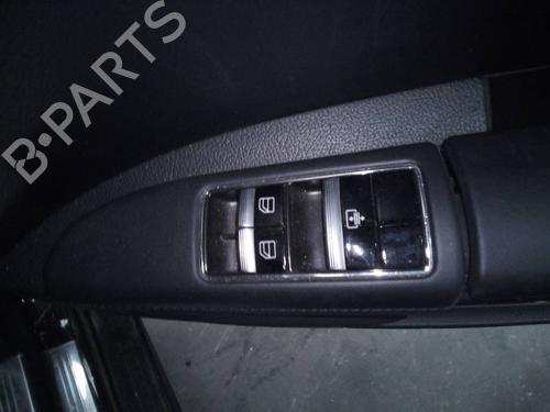 Interrupteur de vitre arrière droite MERCEDES-BENZ S-CLASS (W221, V221) [2005-2013]  8212324