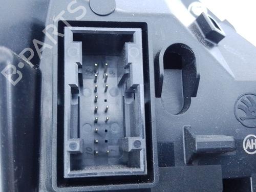 Instrument cluster SKODA KAROQ (NU7, ND7) 1.5 TSI | BP28164337C47 