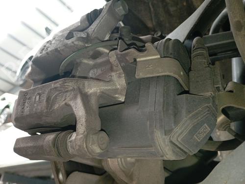 Used Right rear brake caliper Right rear brake caliper 38065075 38065075