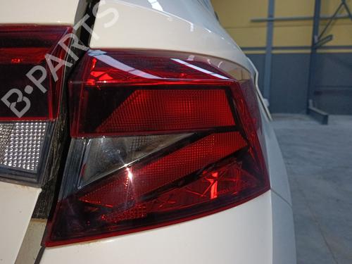 Right taillight SKODA FABIA IV (PJ3) 1.0 TSI | BP31882180C35