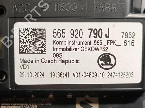 Instrument cluster SKODA KAROQ (NU7, ND7) 1.5 TSI | BP28164337C47 