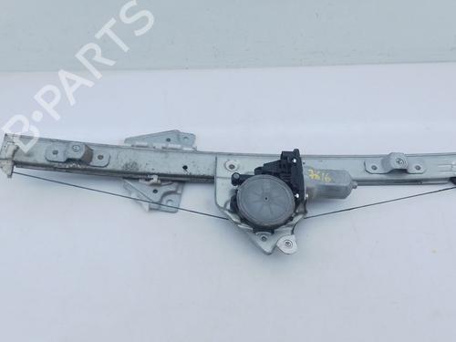 Vindusheismekanisme venstre foran SUZUKI GRAND VITARA II (JT, TE, TD) 1.9 DDiS (JB419WD, JB419XD) (129 hp) 30589506