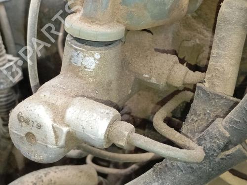 Used Brake master cylinder TOYOTA LAND CRUISER 90 (_J9_) 3.0 TD (KZJ90_, KZJ95_, KZJ90R, KZJ95R, KZJ90W, KZJ95W) (125 hp) 30122800