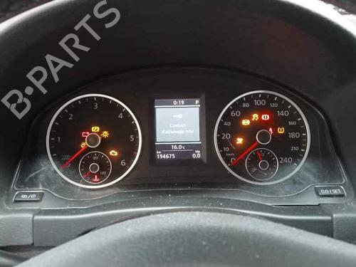 Instrument cluster VW TIGUAN (5N_) 2.0 TDI | BP22640521C47