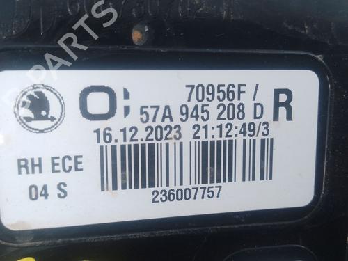 Right taillight SKODA KAROQ (NU7, ND7) 1.5 TSI | BP33462806C35 - Image 6