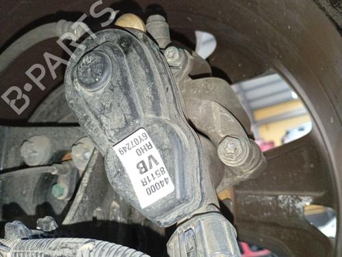 Højre bremsekaliber bag RENAULT ARKANA I (LCM_, LDN_) 1.3 TCe 140 (LDN0) (140 hp) 28113479