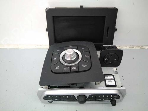 Used Electronic module RENAULT SCÉNIC III (JZ0/1_) [2008-2016]  5107932