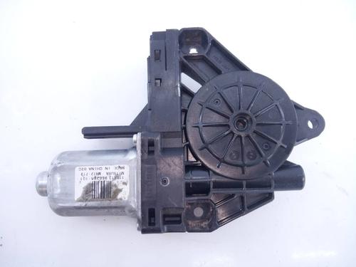 Right rear window motor VOLVO V60 I (155) D3 / D4 | BP10567582E22 