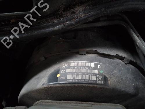 Used Servo brake BMW 1 (E87) 118 d (122 hp) 13410871