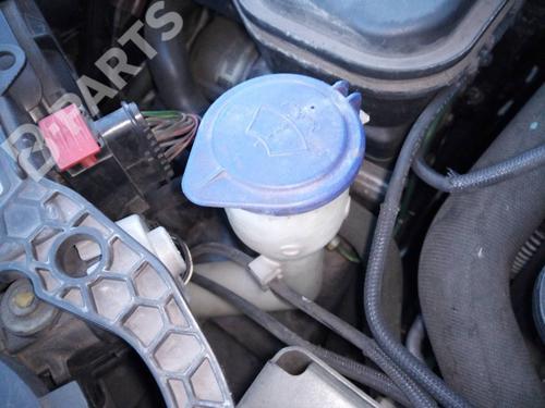 windscreen-washer-tank-citroen-c5-iii-rd_-30-hdi-240-rdx8ca-2008-2009-2010-2011-2012-2013-2014-2015-2016-2017-10757324 main image