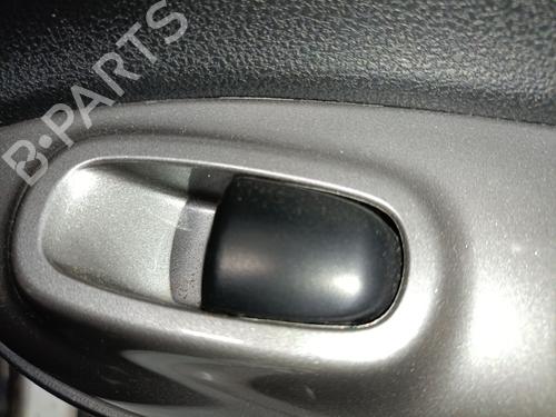 Used Right rear window switch NISSAN JUKE (F15) 1.2 DIG-T (115 hp) 25879789
