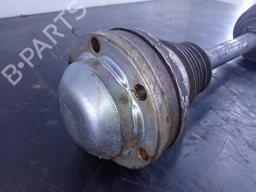 Left front driveshaft SKODA SUPERB II Estate (3T5) 2.0 TDI 16V | BP15579272M38 