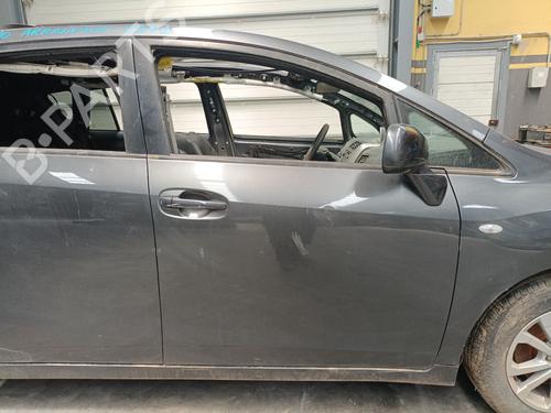 Used Right front door Right front door 38235412 38235412