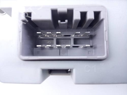 Fuse box JAGUAR XE (X760) 2.0 D | BP7569034E1 
