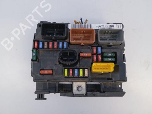 Used Fuse box PEUGEOT 207 (WA_, WC_) [2006-2015]  30410875