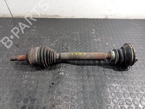 Used Left front driveshaft RENAULT LAGUNA II (BG0/1_) [2001-2007]  11865649