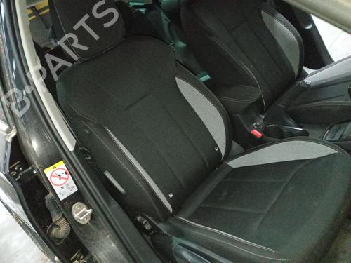 Right front window switch SKODA KAMIQ (NW4) 1.0 TSI | BP33235494I26  - Image 5