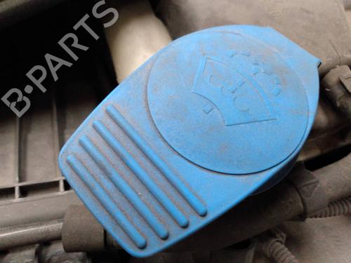 Used Windscreen washer tank VW TOUAREG (7LA, 7L6, 7L7) 3.0 V6 TDI (225 hp) 8081056