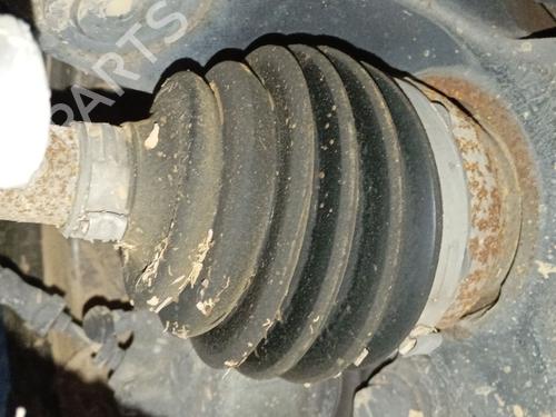 Used Right front driveshaft Right front driveshaft FORD FOCUS III 1.0 EcoBoost (125 hp) 32395813 32395813