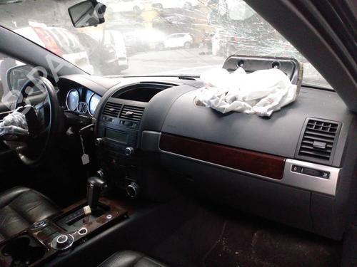 Achterlicht links VW TOUAREG (7LA, 7L6, 7L7) 3.0 V6 TDI | BP7531037C34 