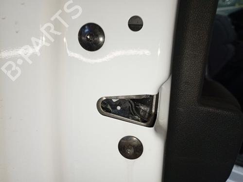 front-left-lock-vw-t-roc-a11-d11-2017-32859408 main image