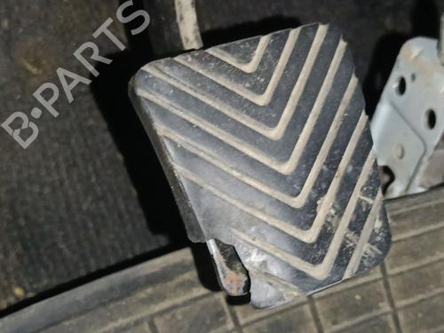 Used Clutch pedal Clutch pedal MITSUBISHI L200 / TRITON (KA_T, KB_T) 2.5 DI-D (KA4T) (136 hp) 40458860 40458860