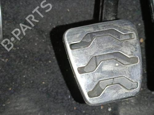 Used Break pedal Break pedal 39095545 39095545