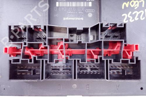 Fuse box SEAT LEON (1P1)  | BP21387696E1 