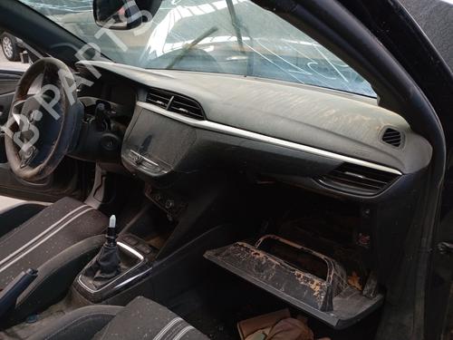 Instrumentbræt OPEL CORSA F (P2JO) 1.2 (68) (101 hp) 28098710