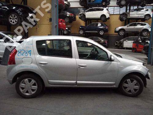 Used Left front door Left front door DACIA SANDERO 1.5 dCi (88 hp) 7052792 7052792