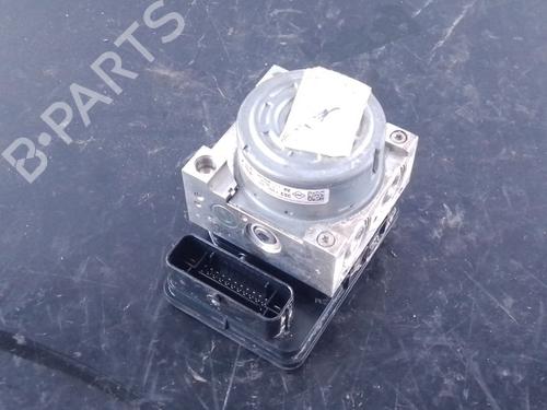 Used ABS pump RENAULT MEGANE IV Hatchback (B9A/M/N_) 1.2 TCe 100 (B9MS) (100 hp) 26132204