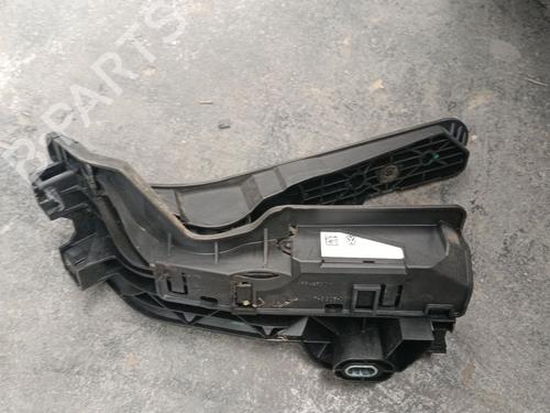 Used Pedal Pedal 39200056 39200056