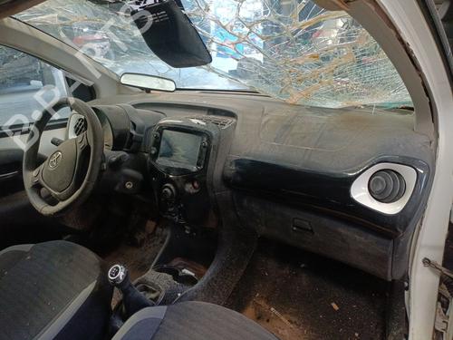 BP29977308C46 main image