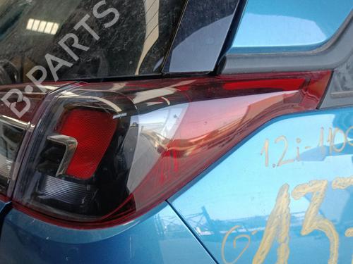 Used Right taillight OPEL CROSSLAND X / CROSSLAND (P17, P2QO) 1.2 (75) (110 hp) 28125536