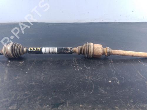 Used Right front driveshaft Right front driveshaft PEUGEOT 3008 II SUV (MC_, MR_, MJ_, M4_) 1.5 BlueHDi 130 (131 hp) 30733780 30733780