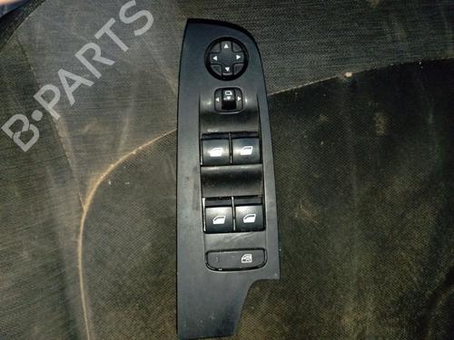 Used Left front window switch CITROËN C4 Picasso II 1.2 THP 130 (130 hp) 32743177