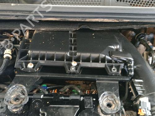 Used Air filter box CITROËN C4 CACTUS 1.6 BlueHDi 100 (99 hp) 28057789