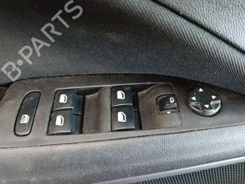 Used Left front window switch OPEL CROSSLAND X / CROSSLAND (P17, P2QO) 1.2 (75) (110 hp) 28125520
