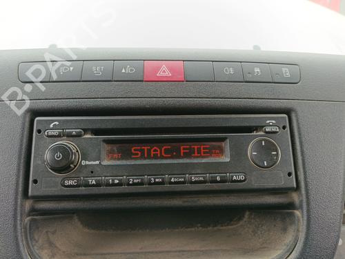 Autoradio Autoradio IVECO DAILY VI Platform/Chassis 33S13, 35S13, 35C13 (126 hp) 37258018 37258018