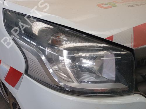 Used Right headlight Right headlight RENAULT TRAFIC III Van (FG_) 1.6 dCi 95 (FGMJ, FGMR) (95 hp) 40009055 40009055