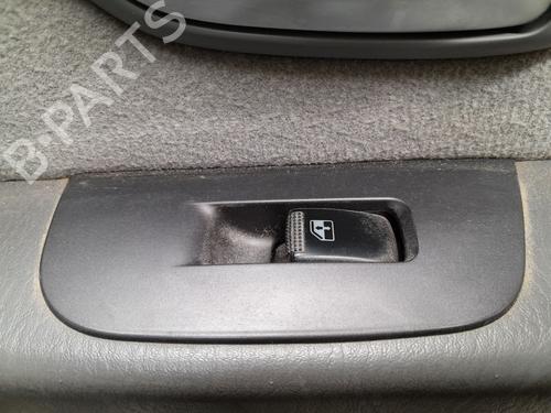 Used Right rear window switch HYUNDAI TERRACAN (HP) 2.9 CRDi 4WD (163 hp) 25761344