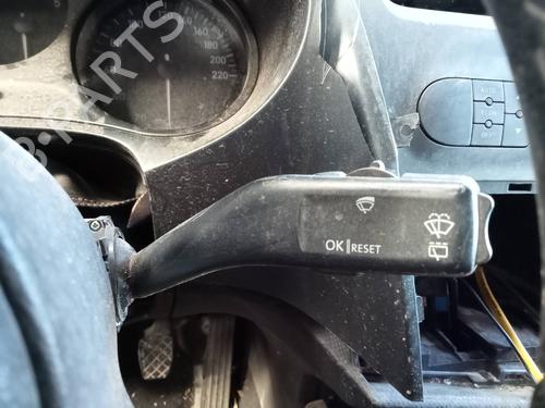 Used Steering column stalk SEAT LEON (1P1) [2005-2013]  19544785